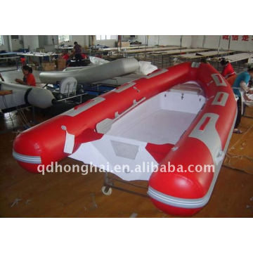 Yate de lujo de los barcos inflables CE RIB420 de fibra de vidrio con motor fuera de borda de cabina